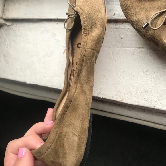 Sam Edelman Felicia olive green ballet flats. - Picture 3 of 7